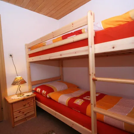 Annelies-1 By Interhome דירה